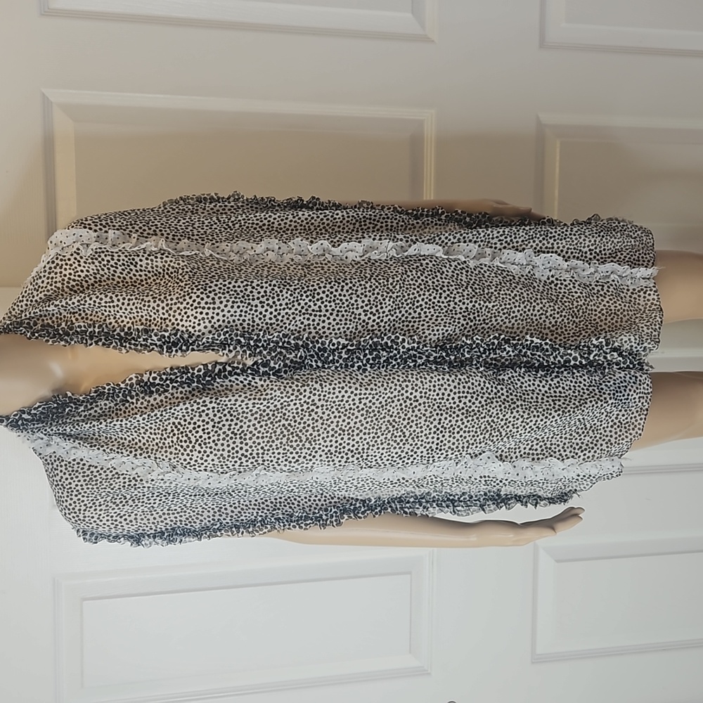 White House Black Market Scarf - Picture 2 of 5
